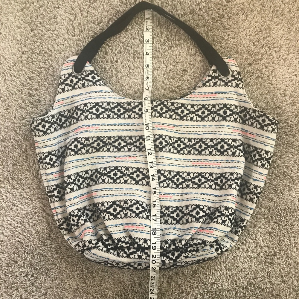 Embroidered Tote Bag - Picture 4 of 7